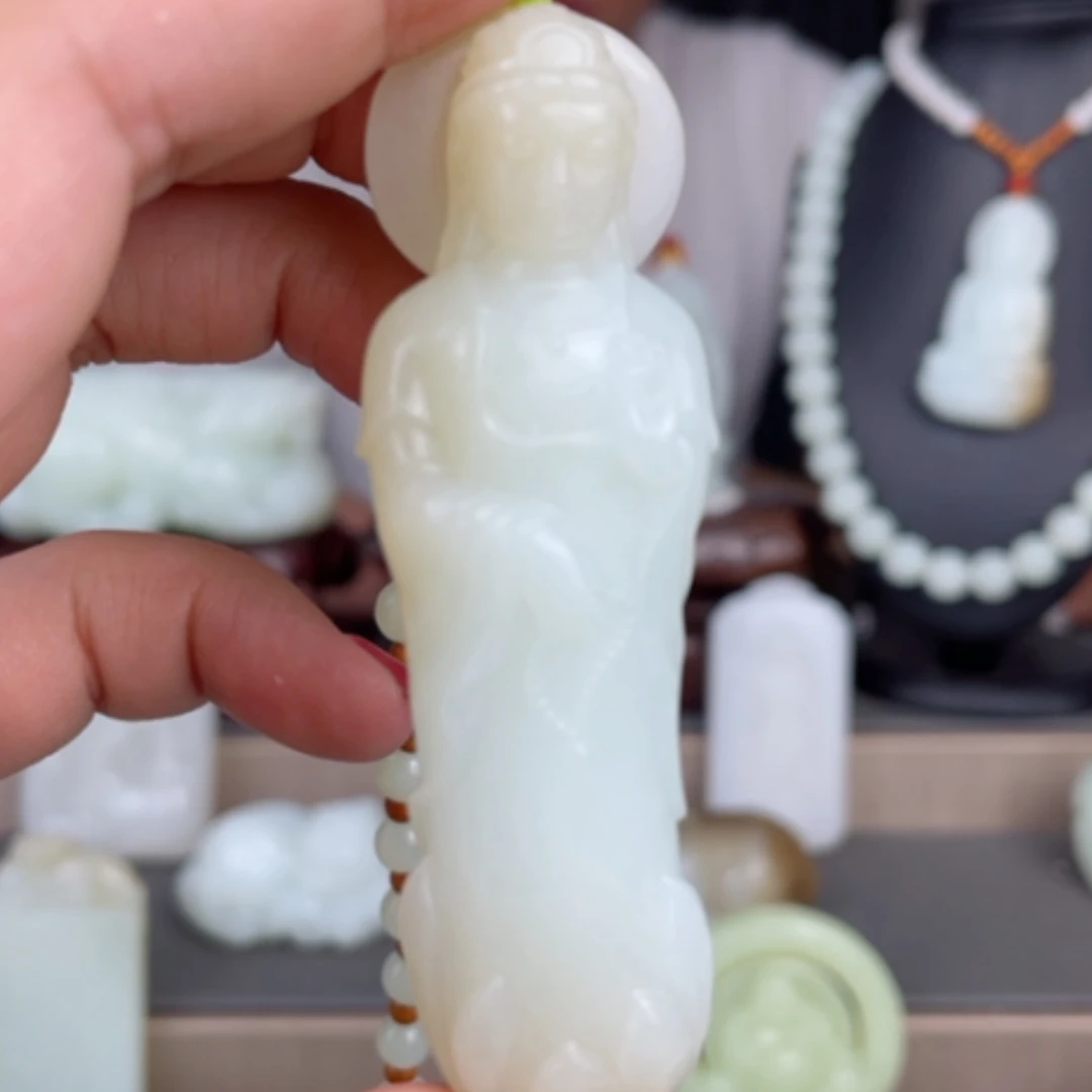 【闪购商品】颈饰未镶嵌和田玉