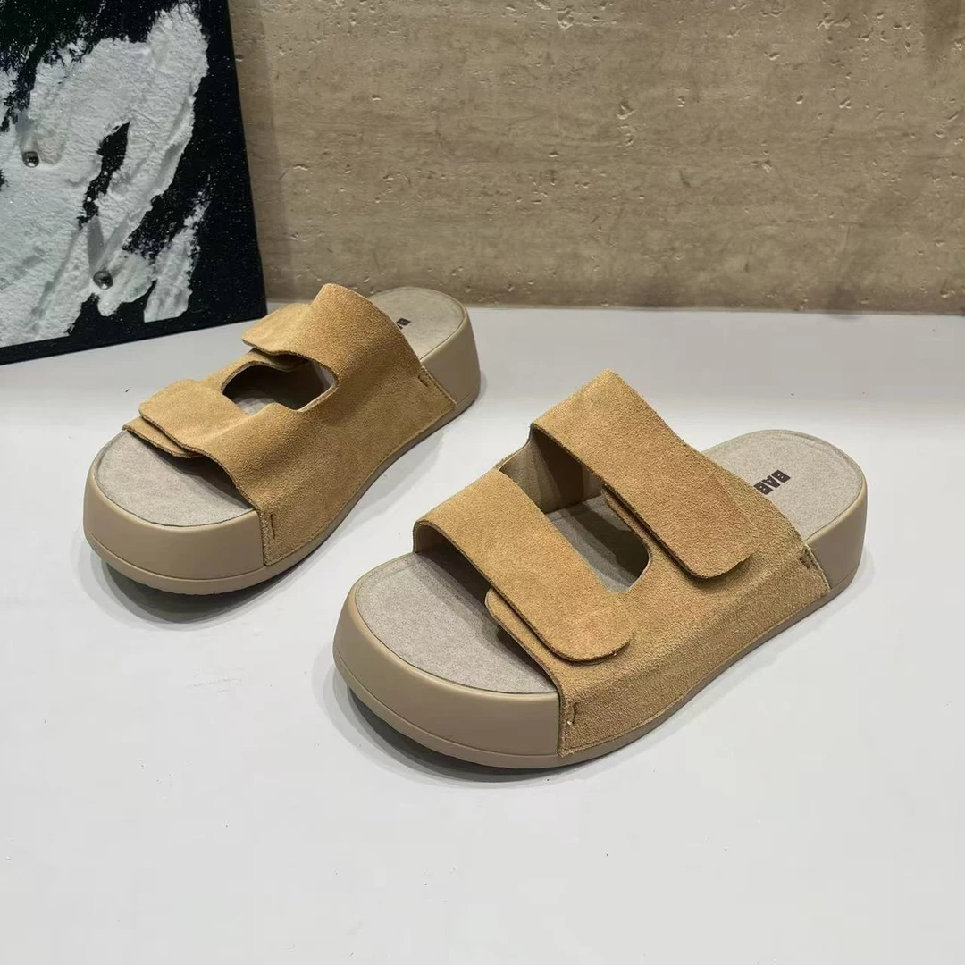 魔术贴真皮勃肯拖鞋女夏外穿2025夏新款松糕厚底小个子一字沙滩鞋