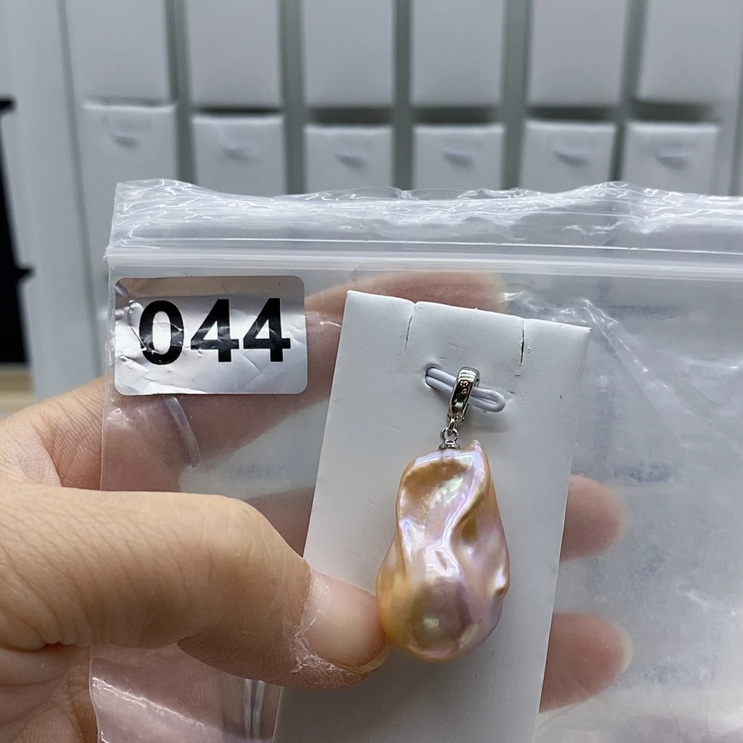 颈饰合金淡水珍珠