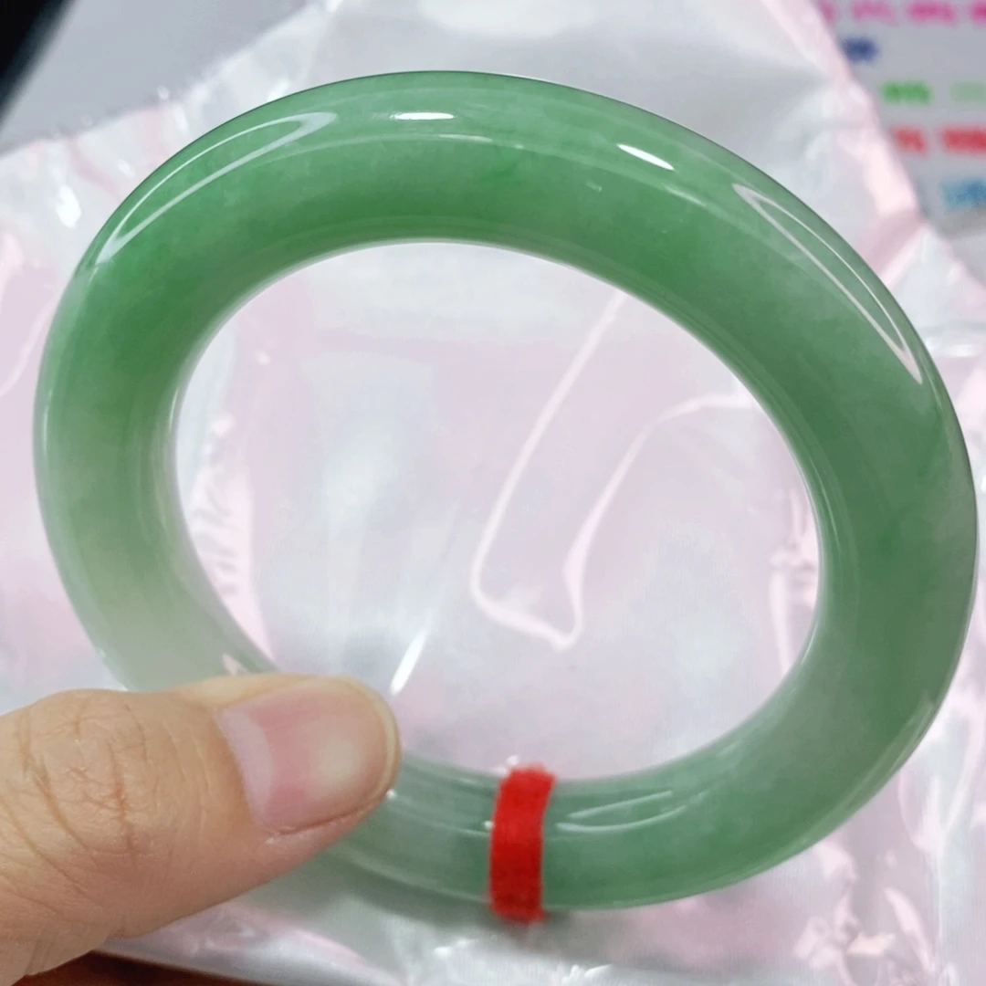 未镶嵌手镯翡翠56.6圈口圆条完整强推高货毕业