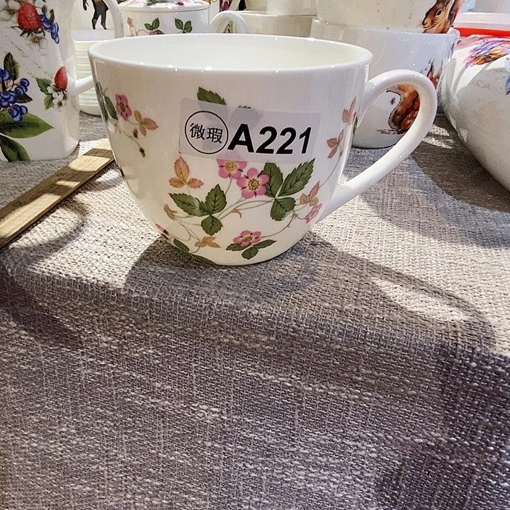 郡***筝骨质瓷库存产品杯子