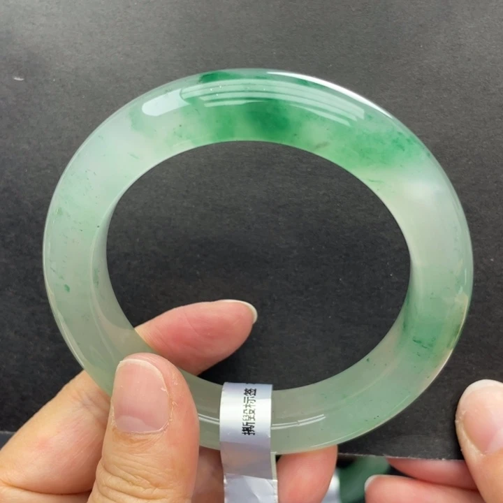 石英质玉未镶嵌手镯58