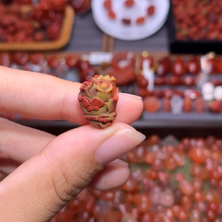 未镶嵌南红南红玛瑙包浆玫瑰