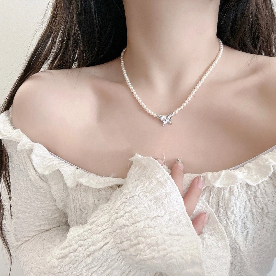 铜合金项链 小众轻奢施家珠蝴蝶锁骨链时尚百搭氛围感女款项链