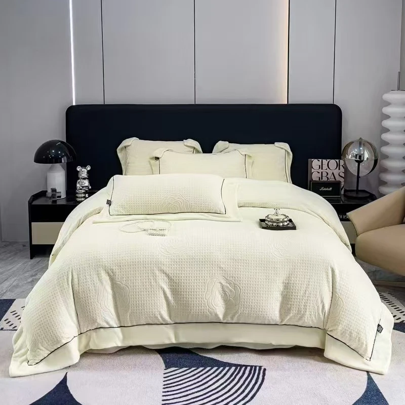 月亮家-秋冬新品-云绒工艺雕花保暖套件-花影重重/香槟