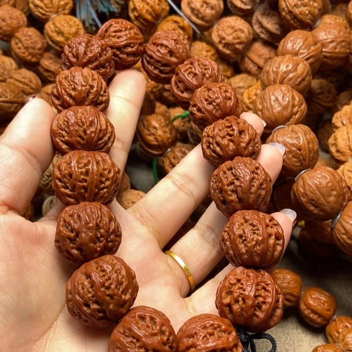 文玩核桃吊坠慢*活珊瑚八棱