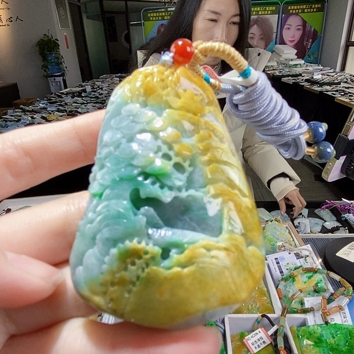 颈饰未镶嵌翡翠翡翠