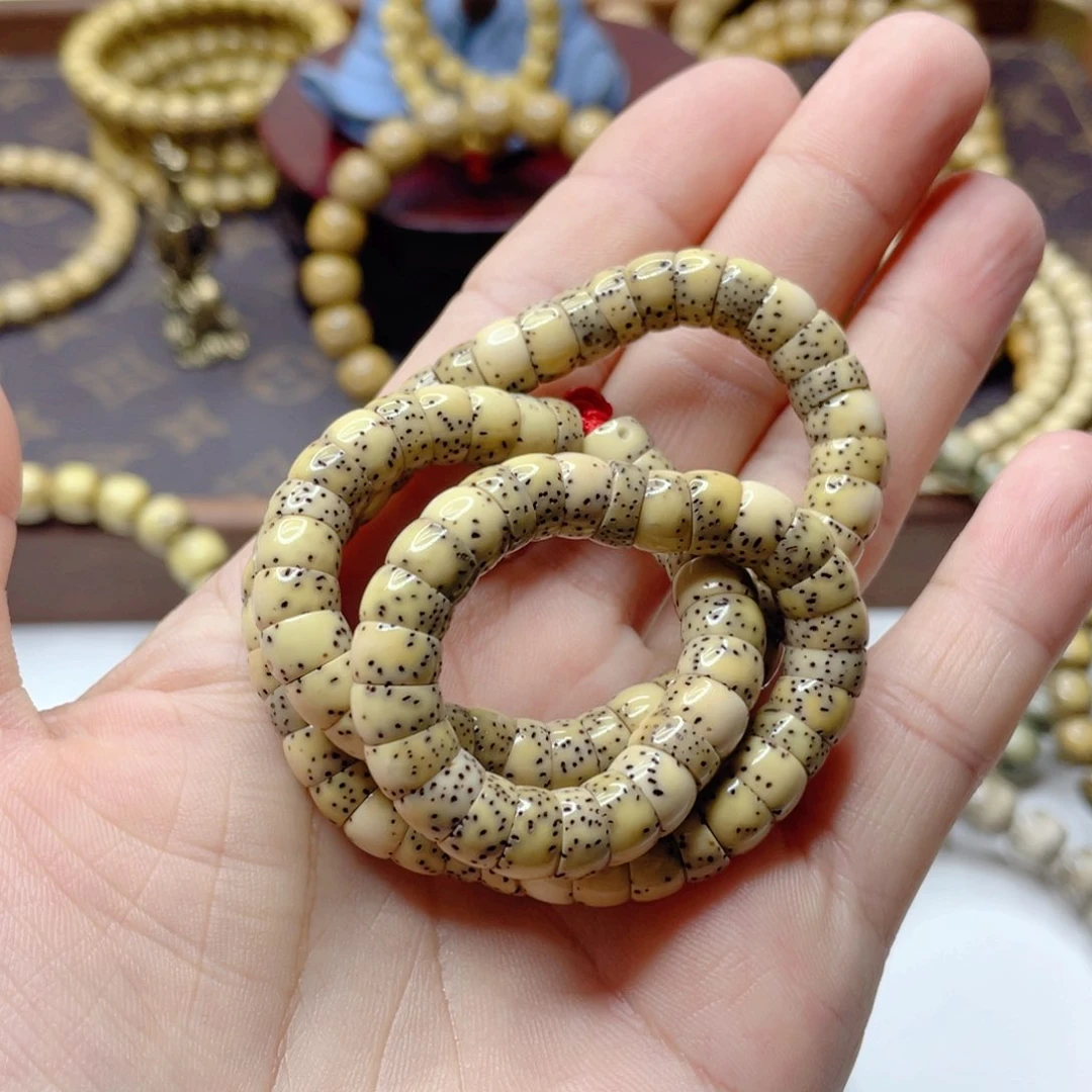 星月菩提手串石玉料瓷白绿一线天厚切大肠卡7.5