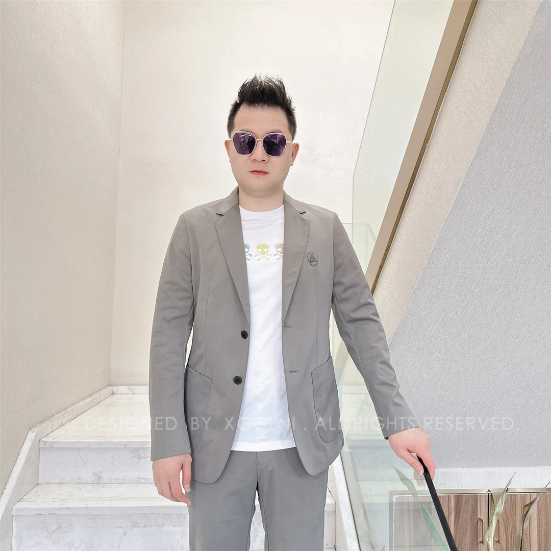 春夏款卡迪利胸口压凸字母(便西）男士高档行政休闲西服奢侈品外套