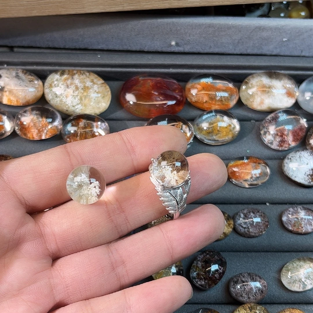 载***u戒指银S925镶嵌烟晶