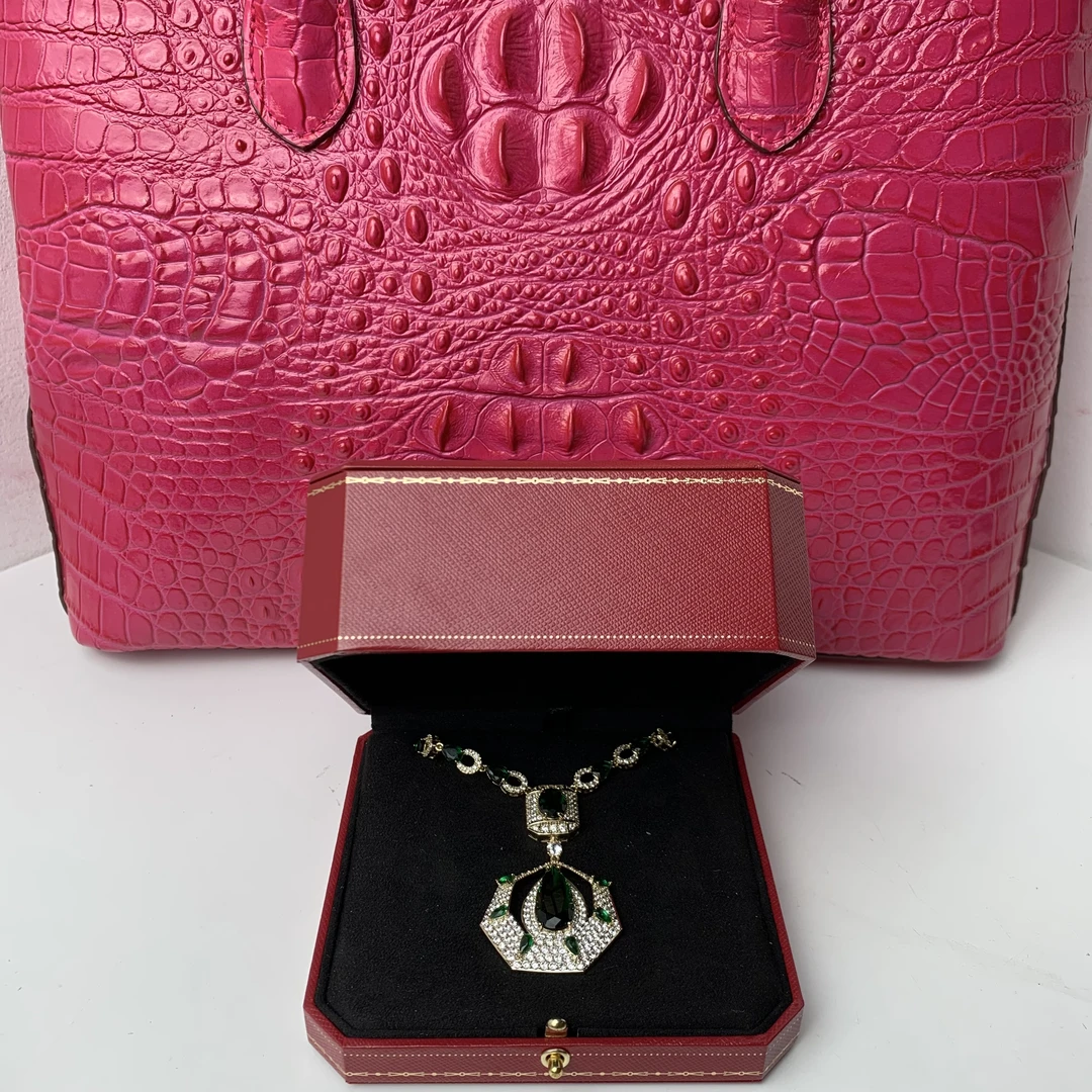 4395绿项链--高贵女王绿-精工绿项链赠礼盒