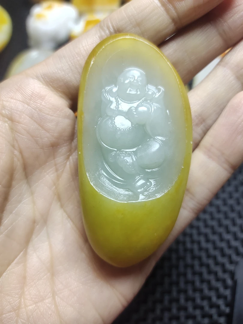 和田玉精美挂件弥勒佛