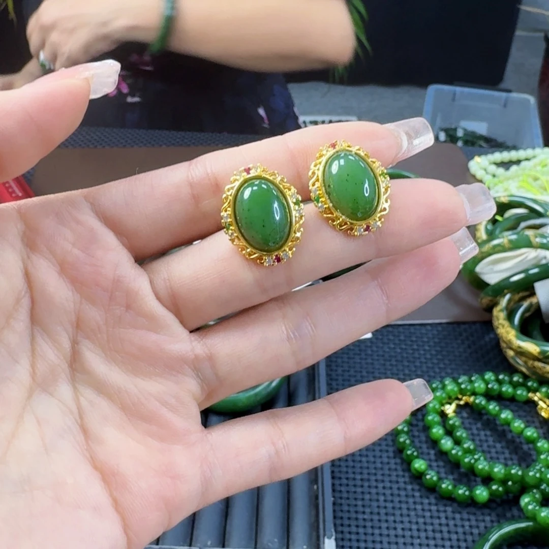 和田玉（碧玉）合金耳饰