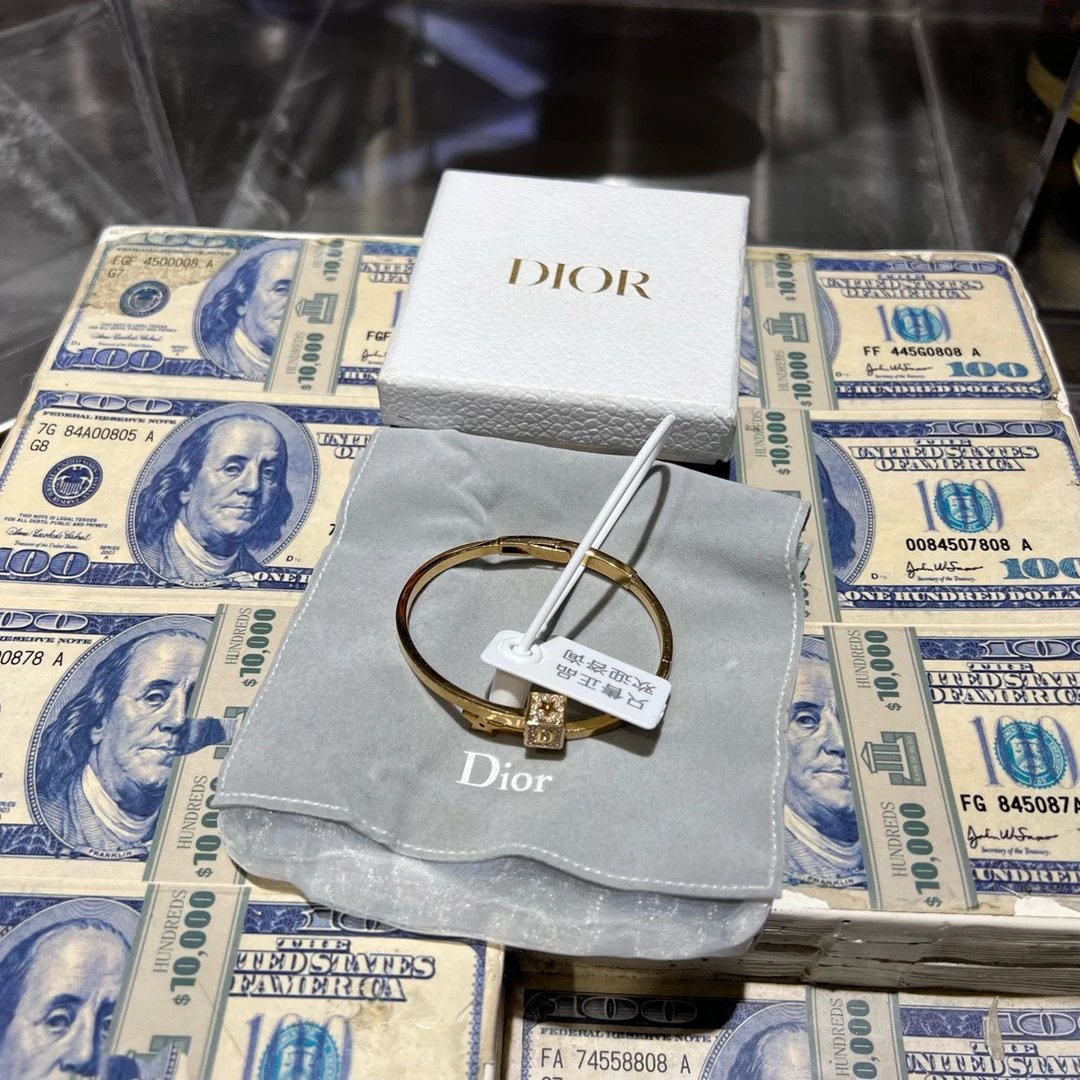 99新 DIOR/迪奥 DIOR 迪奥 手镯 成色/98 YH11798