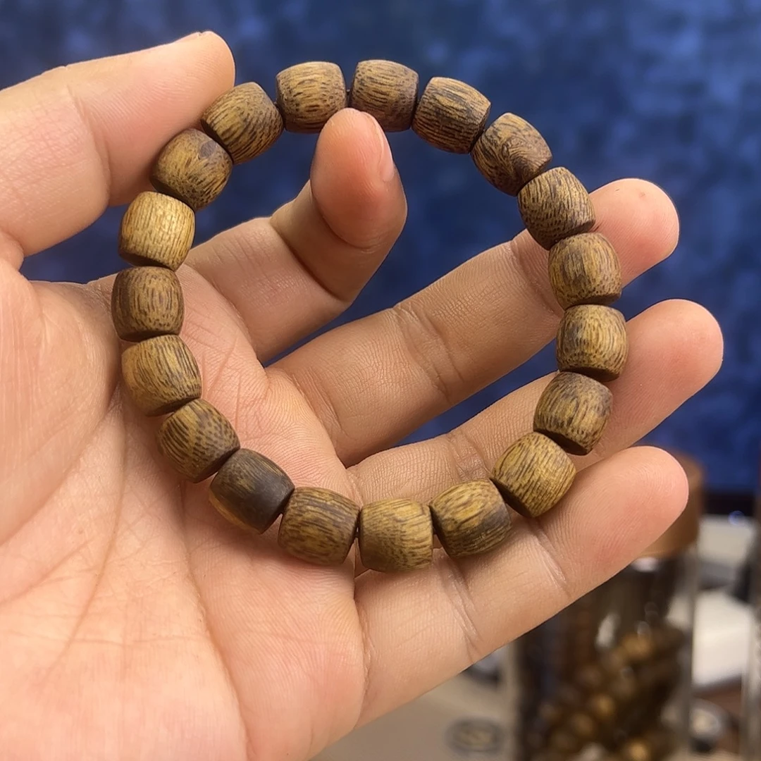 沉香手串 10mm直丝鼓珠