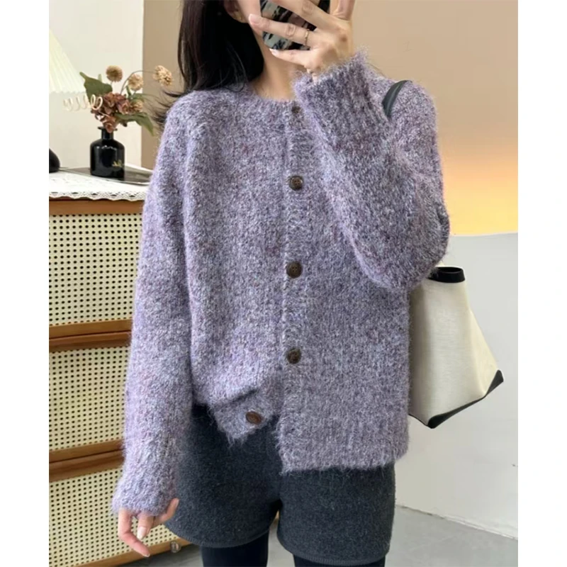 法式气质温柔风针织开衫女冬季新款大码胖MM宽松显瘦时尚外穿毛衣