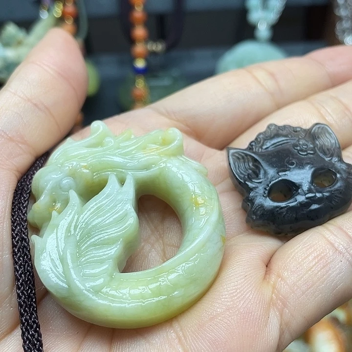 未镶嵌岫玉吊坠吊坠