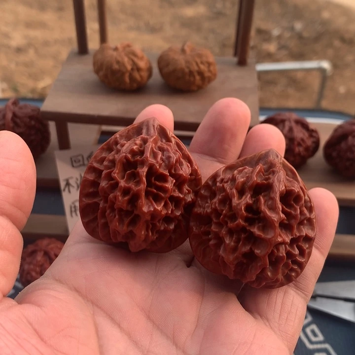 文玩核桃把件懵***智帝王