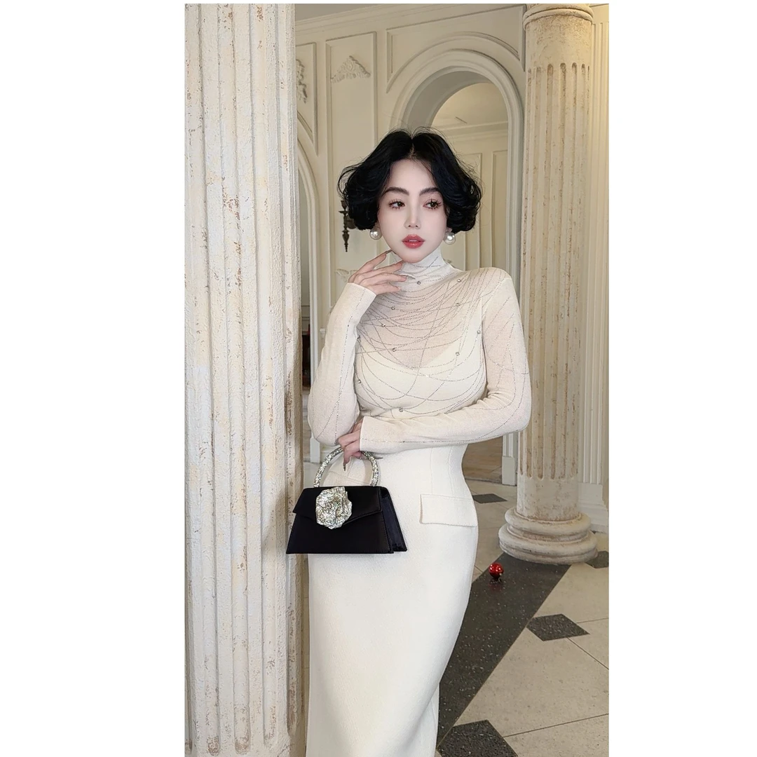 LYXJ【伦敦星辰】秋冬双色亲肤设计感烫钻气质上衣11626