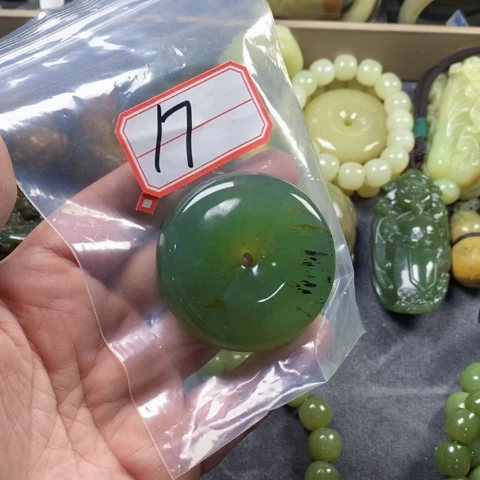 未镶嵌蛇纹石玉手链