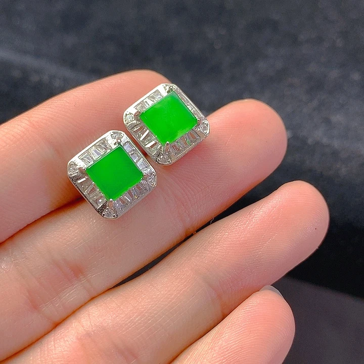【闪购商品】翡翠颈饰银S925镶嵌翡翠
