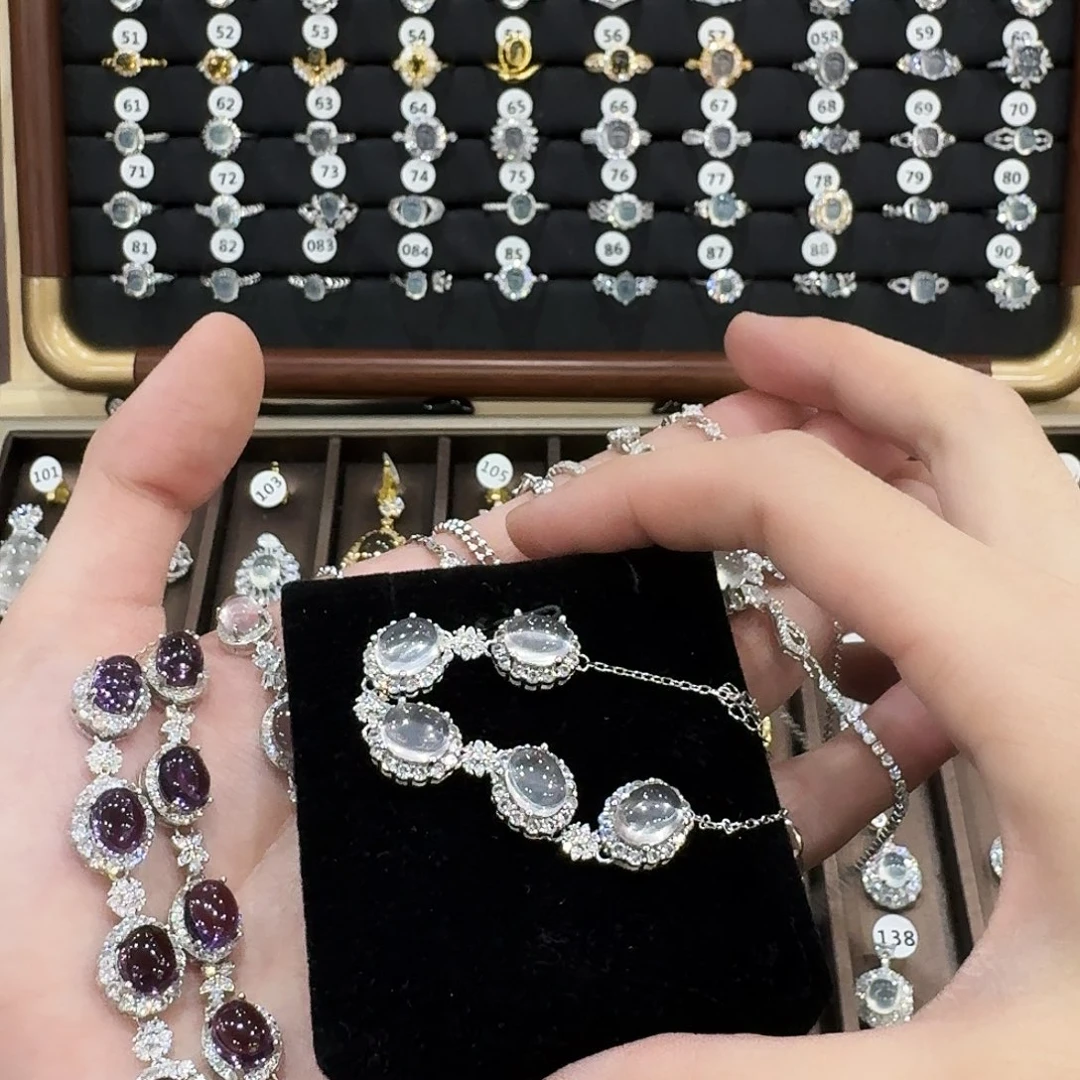 芙蓉石颈饰银S925镶嵌涓*