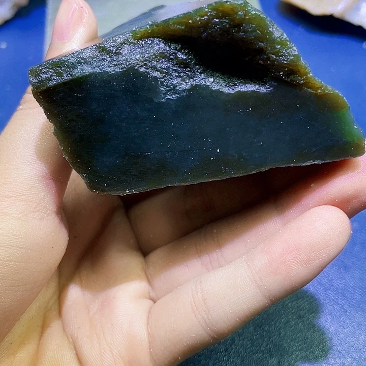 未镶嵌和田玉（糖玉）珠宝半成品