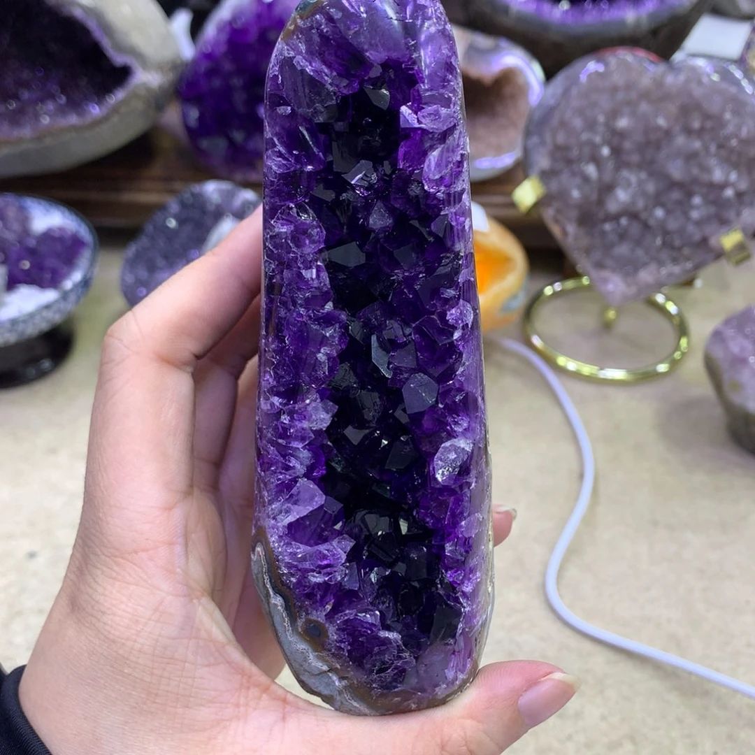 W***️未镶嵌大型摆件（非配饰）紫晶