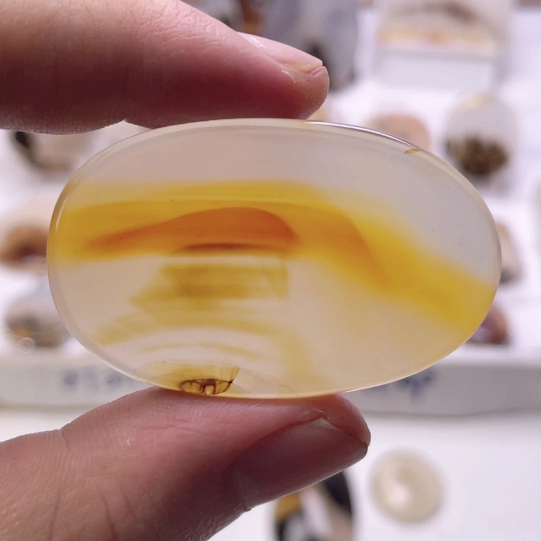 玛瑙/玉髓颈饰合金