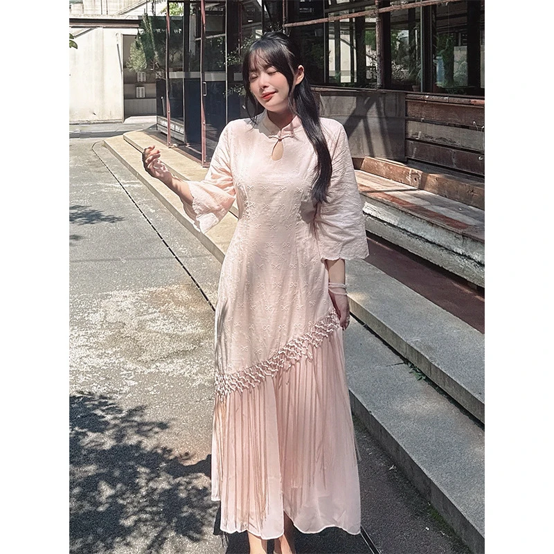 新中式2025秋季新款改良大小姐提花流苏盘扣国风大码旗袍裙子长款