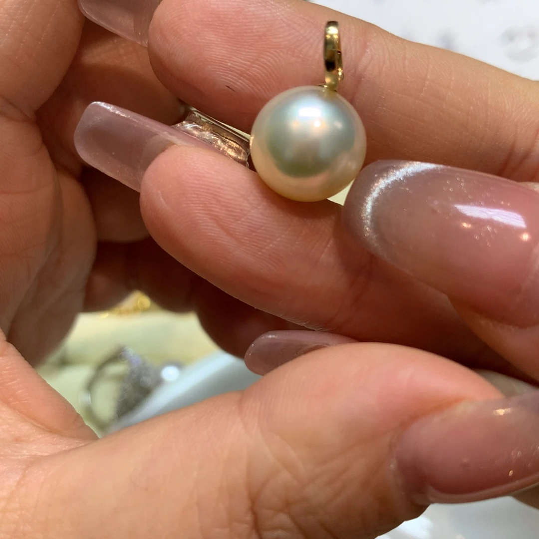 海水珍珠颈饰18K金镶嵌