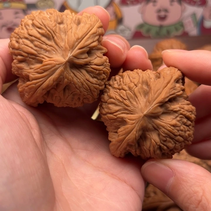 ****°把件文玩核桃47南疆