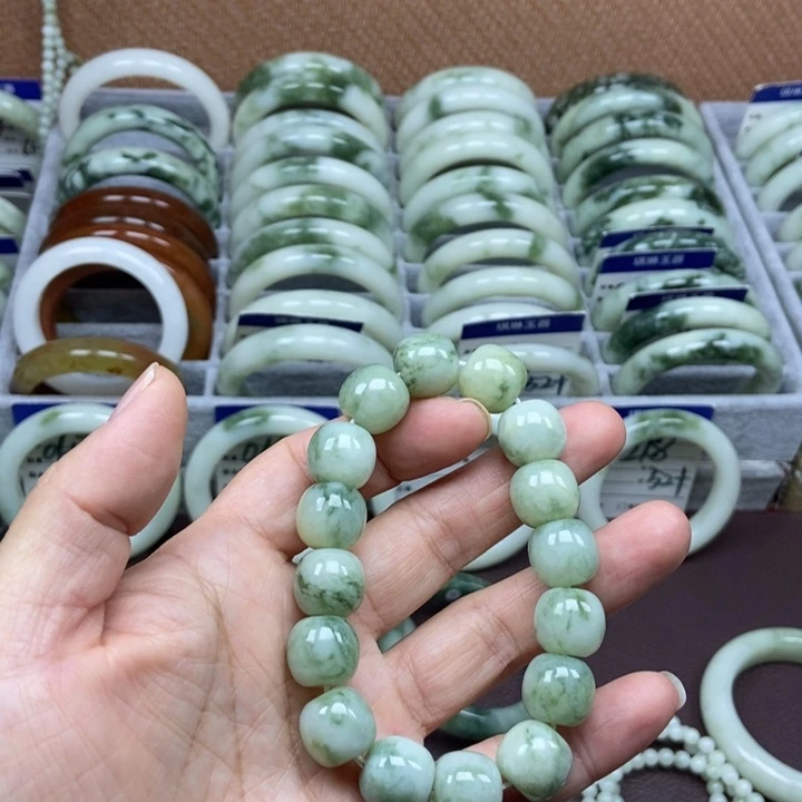 蛇纹石玉未镶嵌手链