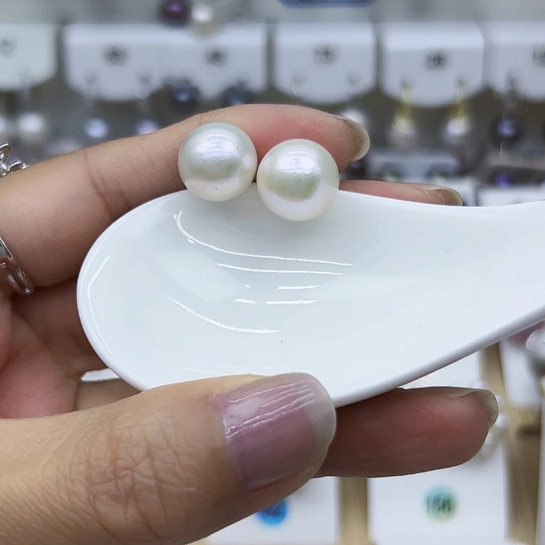 银S925镶嵌耳饰淡水珍珠