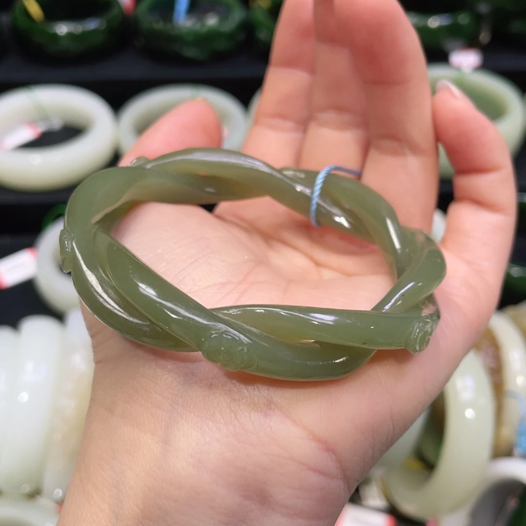 未镶嵌手镯和田玉22