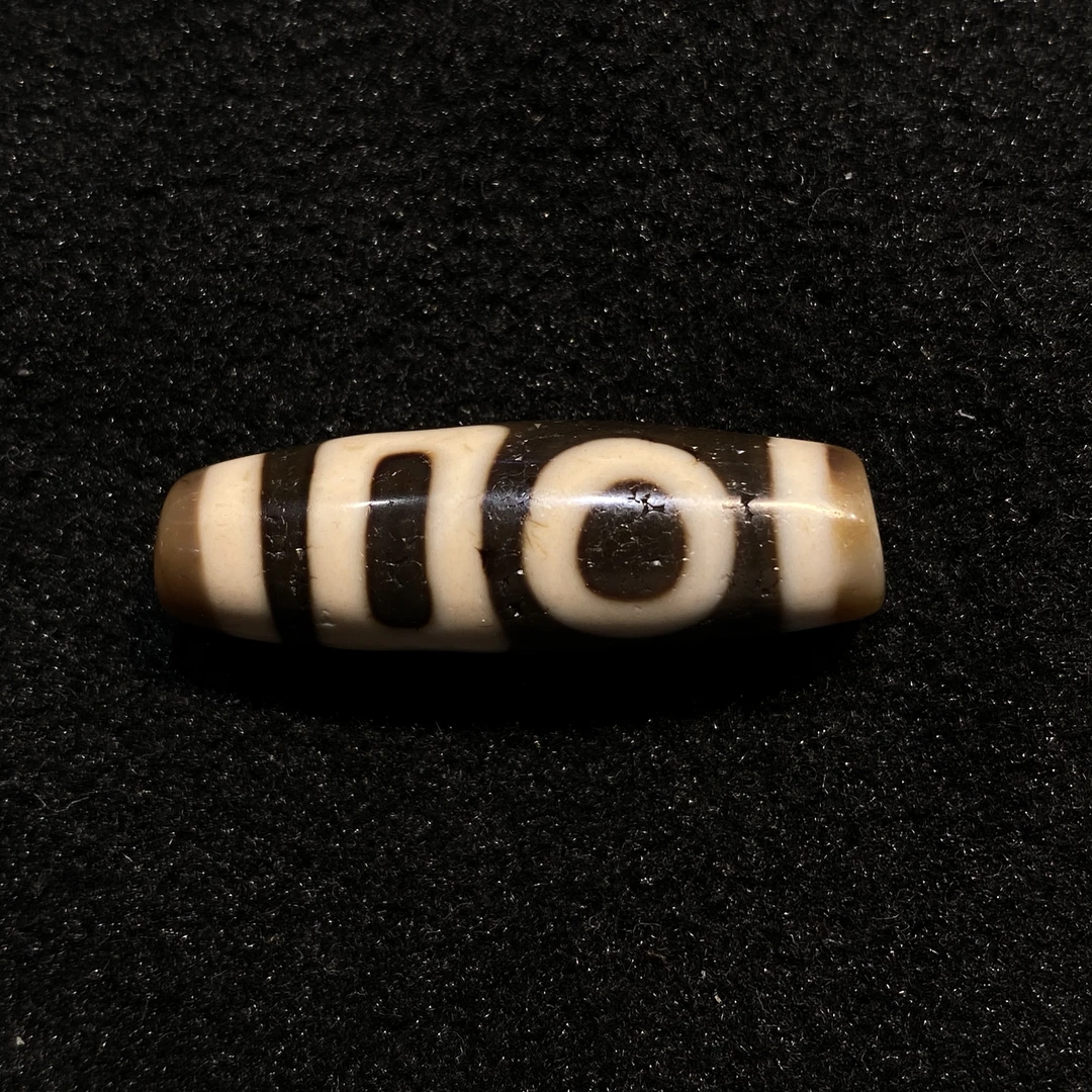 行运顶料双天玛瑙锁骨链、尺寸36.4*11.9*11.4mm