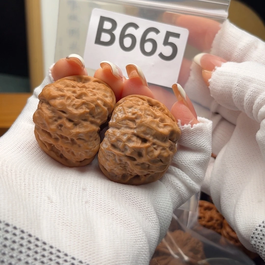 文玩核桃把件38蛙b 665