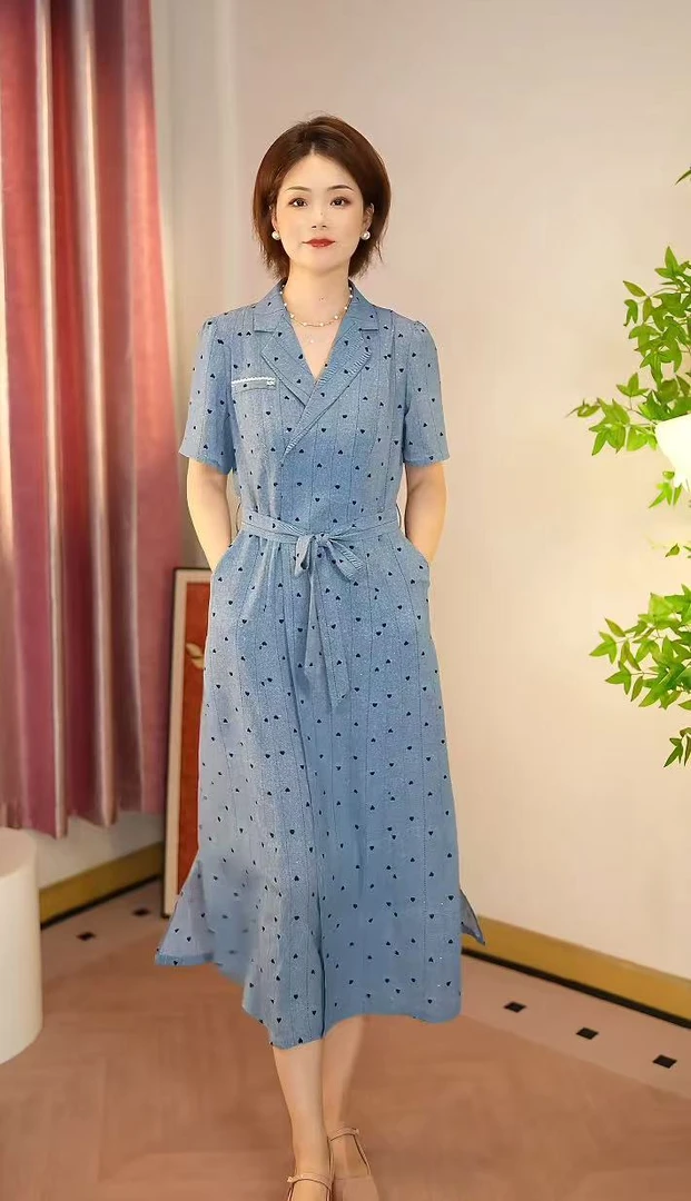 人字纹海洋之心2025夏季亮色系连衣裙西服领中长款织玉女装连衣裙