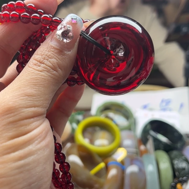 石英质玉手镯未镶嵌