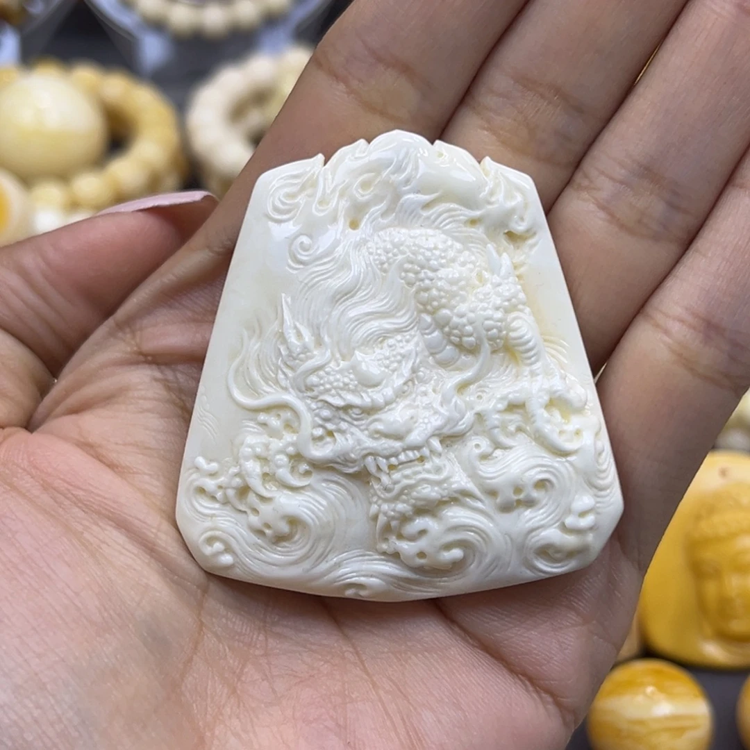 琥珀未镶嵌手串……