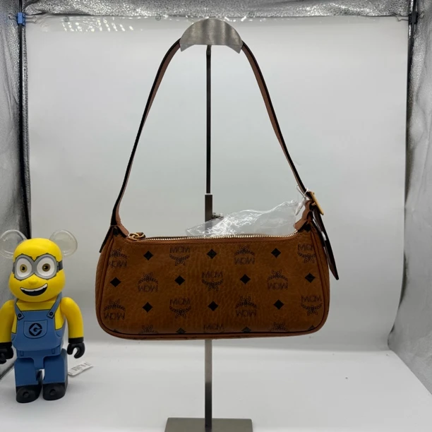 95新 MCM 奢得/干邑色腋下包092918