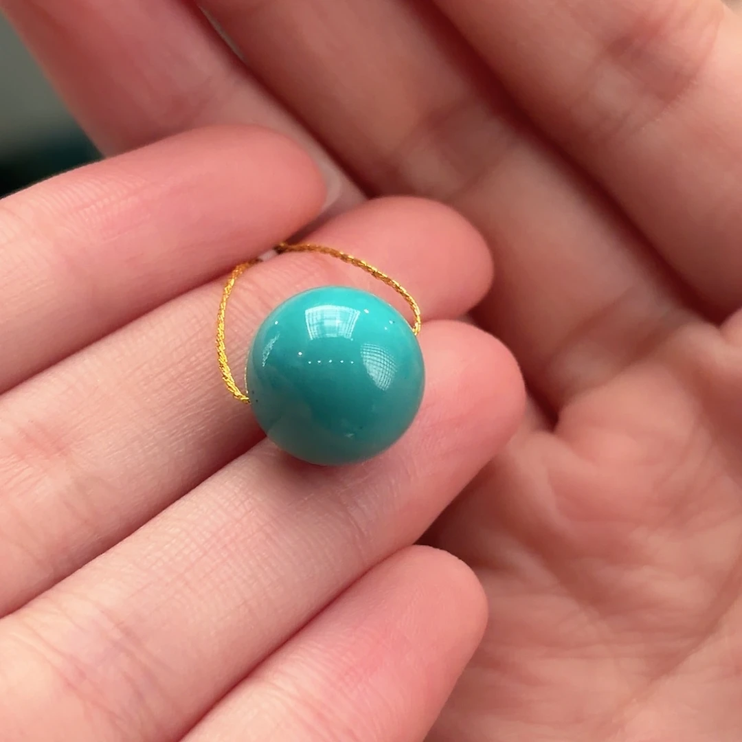 绿松石未镶嵌颈饰