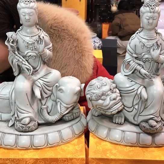 瓷片瓷器活在自己身上找