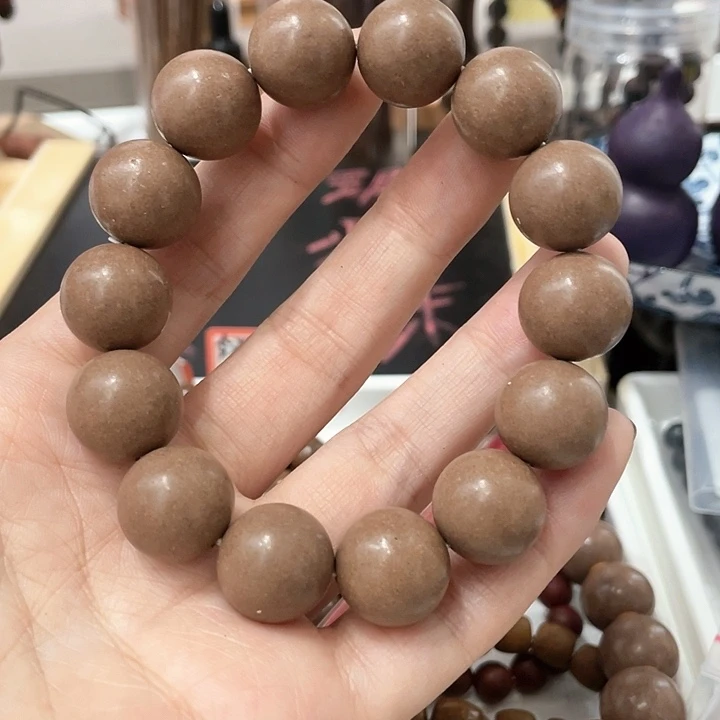 泥塑合香珠白龙涎1.5手串