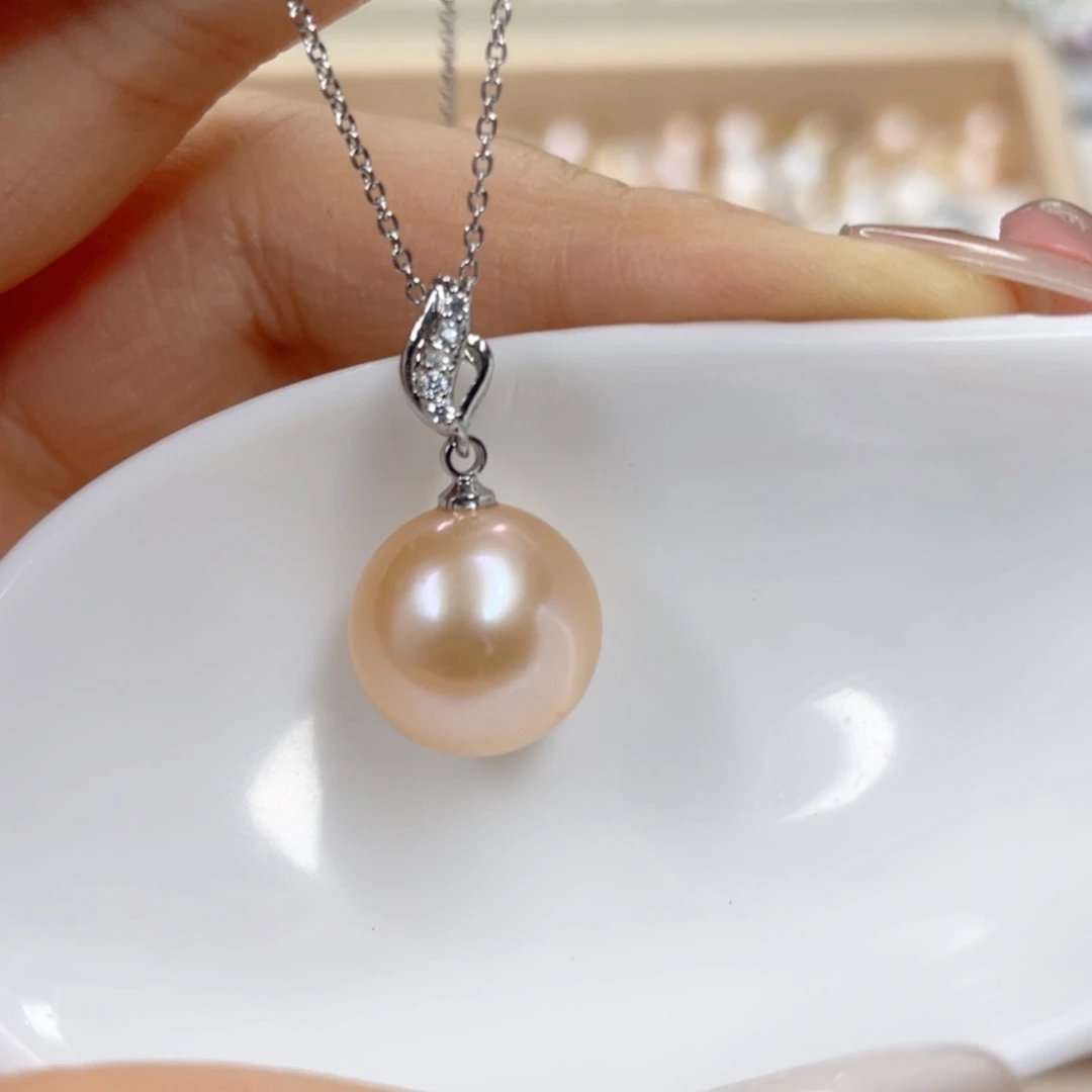 淡水珍珠未镶嵌吊坠(赠链)