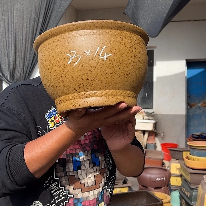 紫砂花盆紫砂花盆