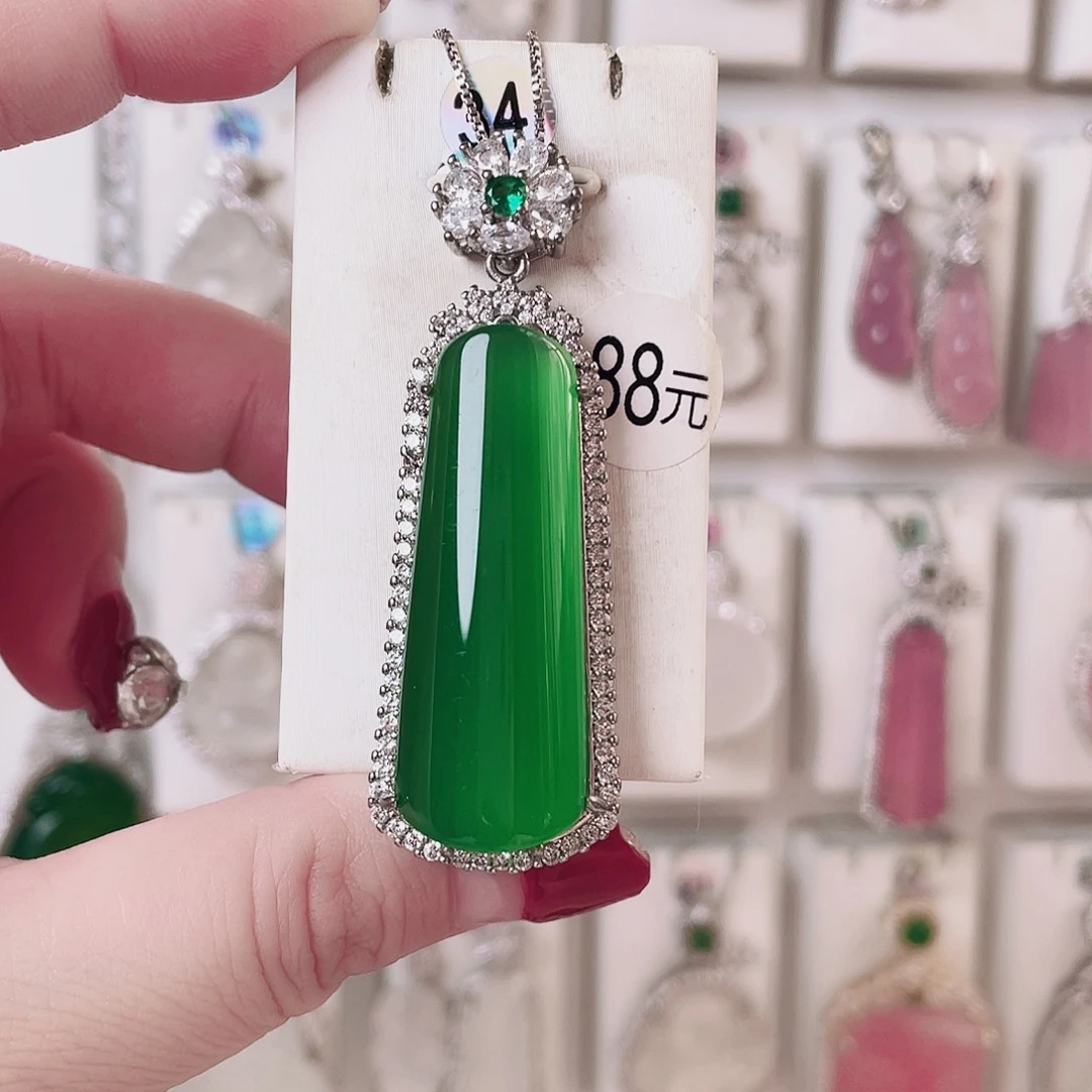 玛瑙/玉髓未镶嵌颈饰