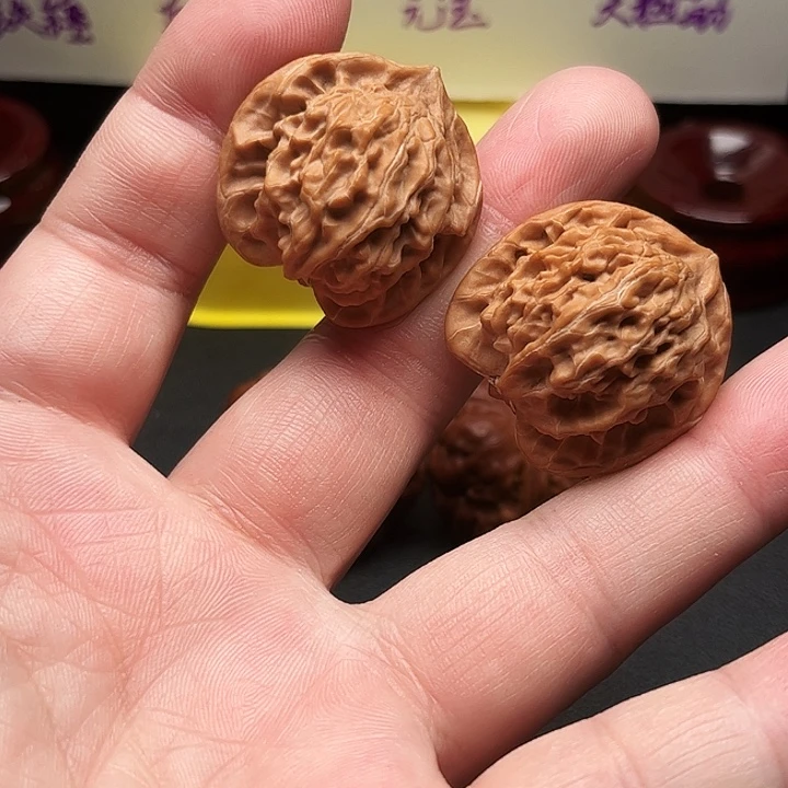 文玩核桃吊坠32小手捻4号