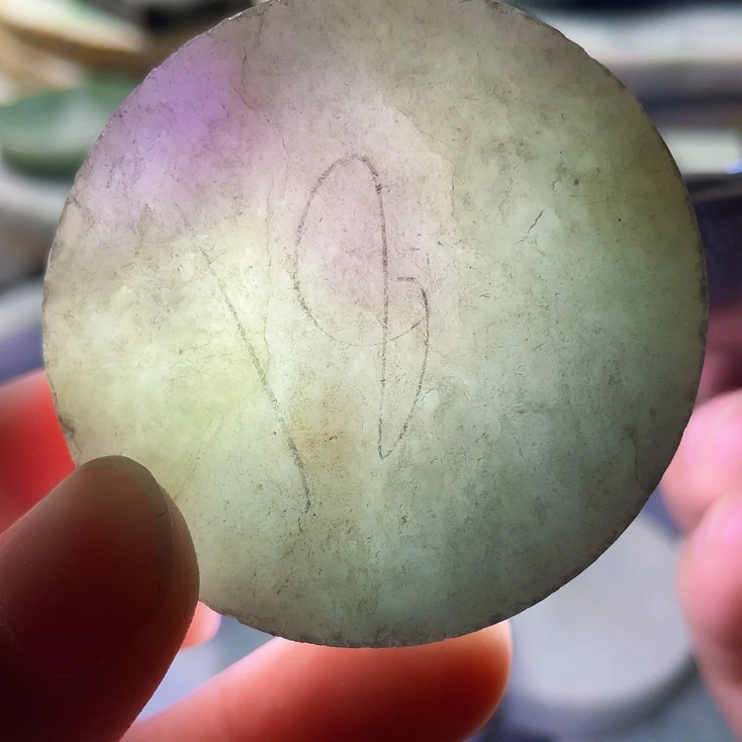 翡翠颈饰未镶嵌毛料22