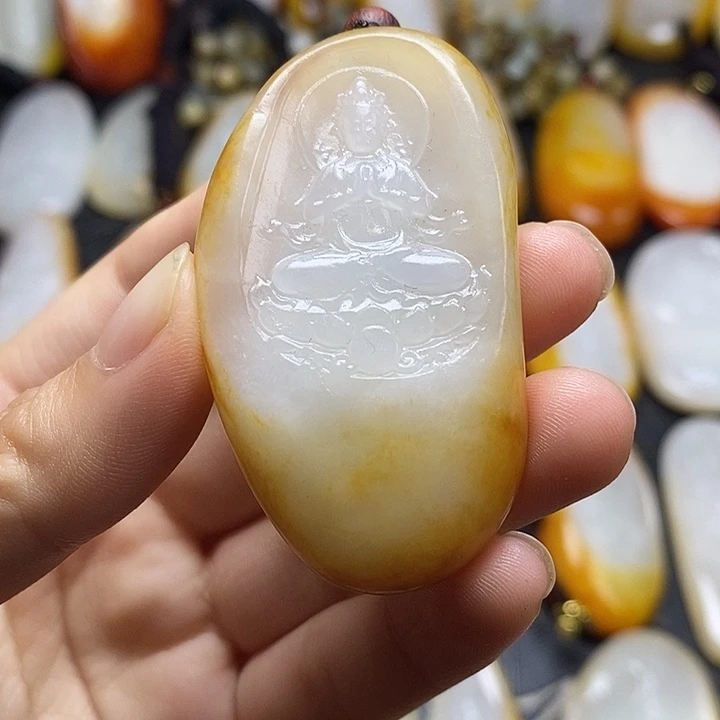 和田玉未镶嵌颈饰